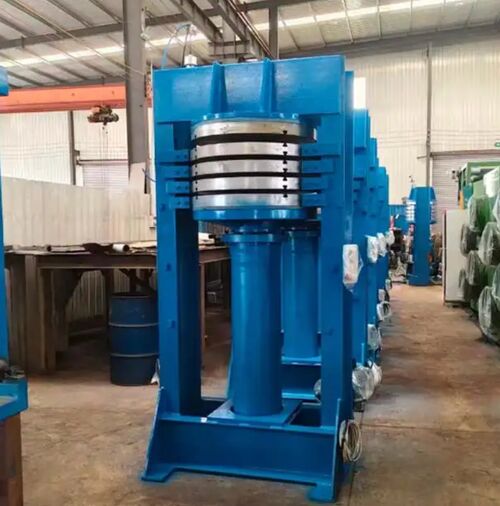 Letzte Unternehmenslösungen über Ist es besser, eine elektrische oder eine Dampfheizung für eine Reifenhärtepresse für Motorräder zu verwenden?