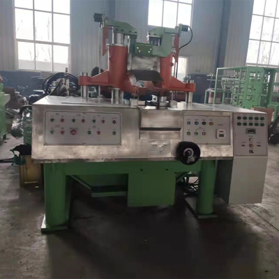 kaufen Hydraulische Motorradreifenherstellungsmaschine Leichtfahrzeugreifenrohrverbindungsmaschine ISO9001 online manufacture