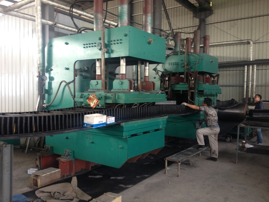 kaufen Industrielle Gummivulkanisierungspresse-Maschine 380V PLC online manufacture
