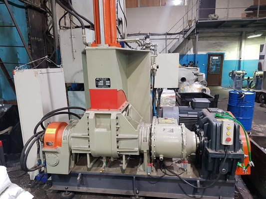 kaufen Plc-Steuergummikneter-Maschine mit doppelter Welle online manufacture