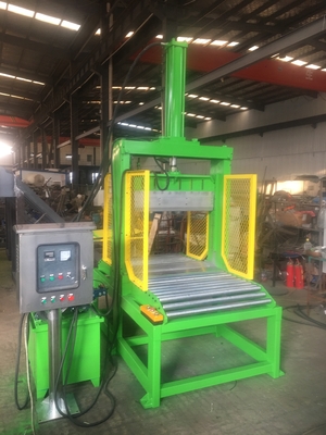 kaufen DC53 Schimmelstahl Gummi Schneidemaschine hat geringen Lärm und sauberes Schneiden online manufacture