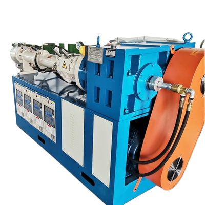 kaufen DC132 Kautschuk-Extrudermaschine 0-60 r/min Schraubgeschwindigkeit 300 mm Vorderschraubendurchmesser online manufacture
