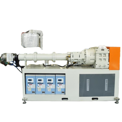 kaufen 90 kW Motor Hydraulische Gummiformmaschine mit Drehgeschwindigkeit der Schraube 3-26 r/min online manufacture