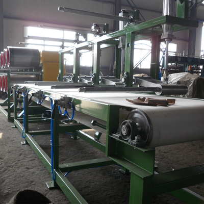 500 mm Gummiblatt Wickelverpackung Trommel Roll Kühlkurve Motorrad Reifenherstellung Maschine