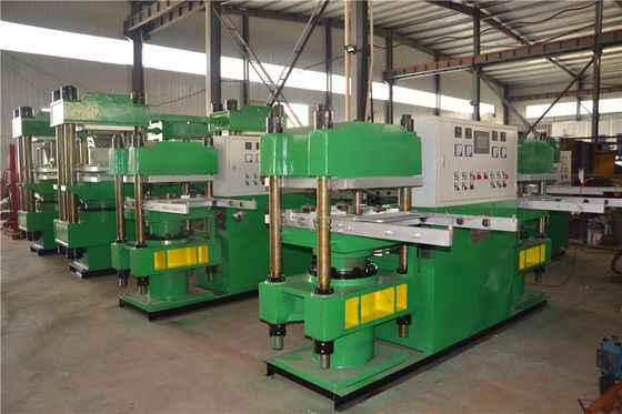 Guter Preis CE-zertifizierte 200Mm Gummi-Wärmepresse / Gummi-Reifen-Vulkanierungspresse Druckbereich 0-25Mpa Online