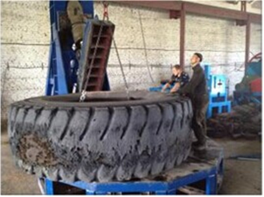 Schrottschere Altreifen Recyclingmaschine Hydraulische Reifenschneidemaschine für Gummischlauch
