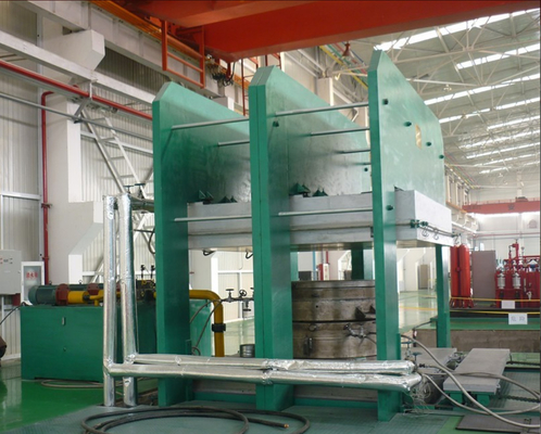 Elektroheizungsmaschine für die Vulkanierung von Gummi mit Plc-Steuerungssystem