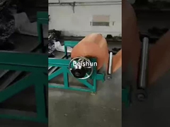 Verwenden Sie einen Kautschukförderbandkalender Drücken Sie das Gummi und die Stoffschicht fest zusammen